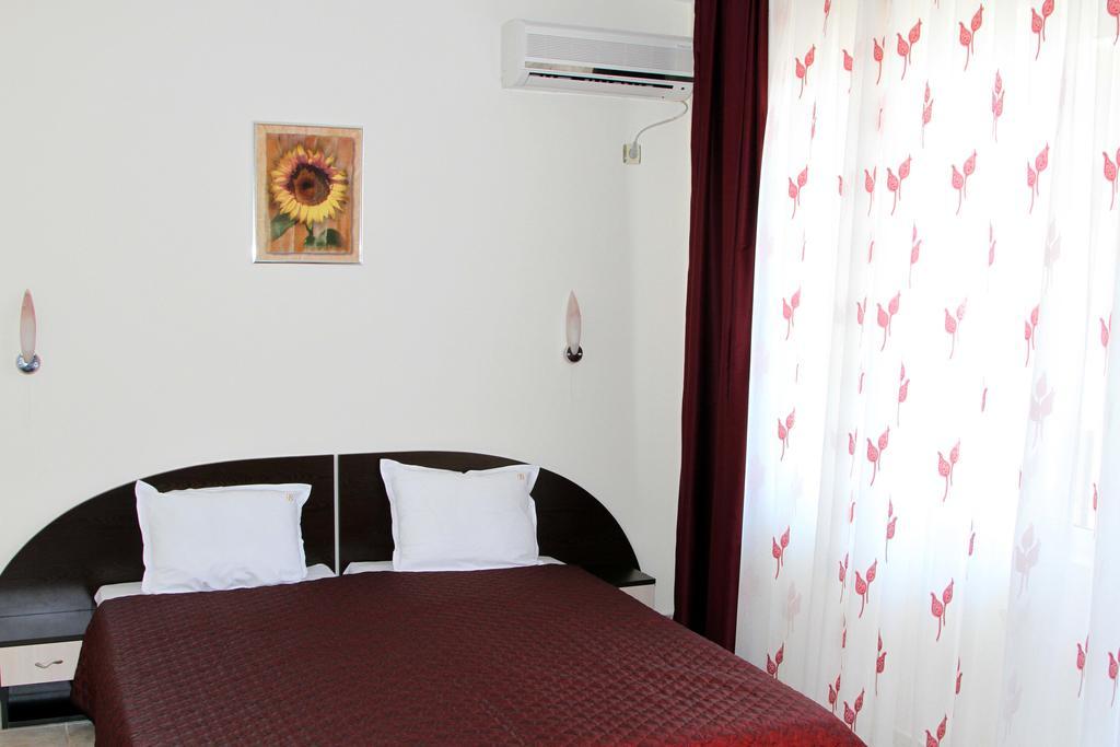 Vlasta Family Hotel Ravda Exterior foto